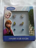 FROZEN oorbellen (knopjes) ijssterren, kunstschaatsen nieuw, Ophalen of Verzenden, Nieuw, Zilver, Oorbellen