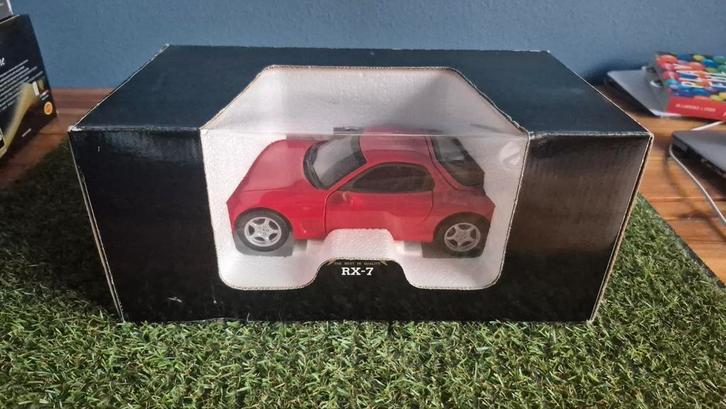 Mazda RX-7 Kyosho, Hobby en Vrije tijd, Modelauto's | 1:18, Zo goed als nieuw, Kyosho, Ophalen of Verzenden