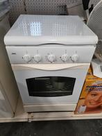 Gasfornuis met oven, Ophalen, 4 kookzones, Zo goed als nieuw, Gas