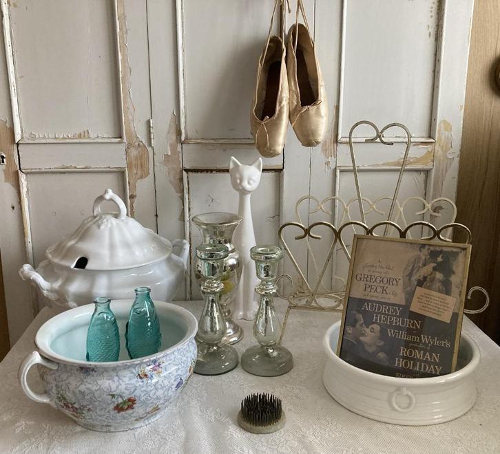 Brocante dekschaal - schaal - vazen - kandelaars - poes, Antiek en Kunst, Curiosa en Brocante, Ophalen of Verzenden