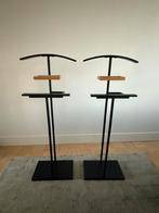 2x dressboy, Ophalen, Zo goed als nieuw