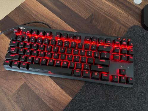 Fnatic Gear Streak Mini 65% Mechanisch Toetsenbord (MX-Red), Computers en Software, Toetsenborden, Gebruikt, Qwerty, Bedraad, Gaming toetsenbord