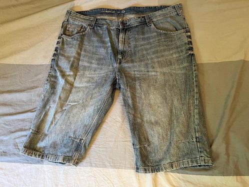 Korte spijkerbroek heren C&A, maat 62 (circa 4XL), Kleding | Heren, Spijkerbroeken en Jeans, Gedragen, Overige jeansmaten, Blauw