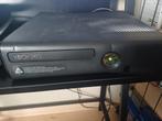 Xbox plus kinect, Spelcomputers en Games, Ophalen of Verzenden, Met 1 controller, 250 GB, Gebruikt