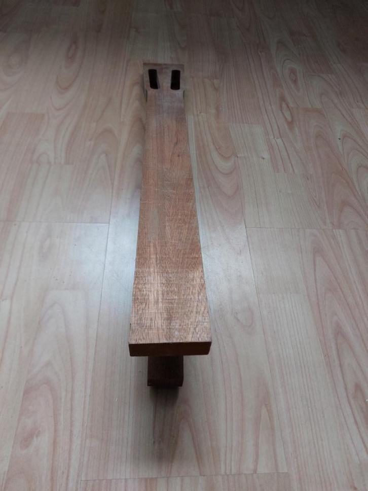 Mahonie gitaar hals voor klassieke gitaar, Muziek en Instrumenten, Snaarinstrumenten | Gitaren | Akoestisch, Gebruikt, Klassieke of Spaanse gitaar