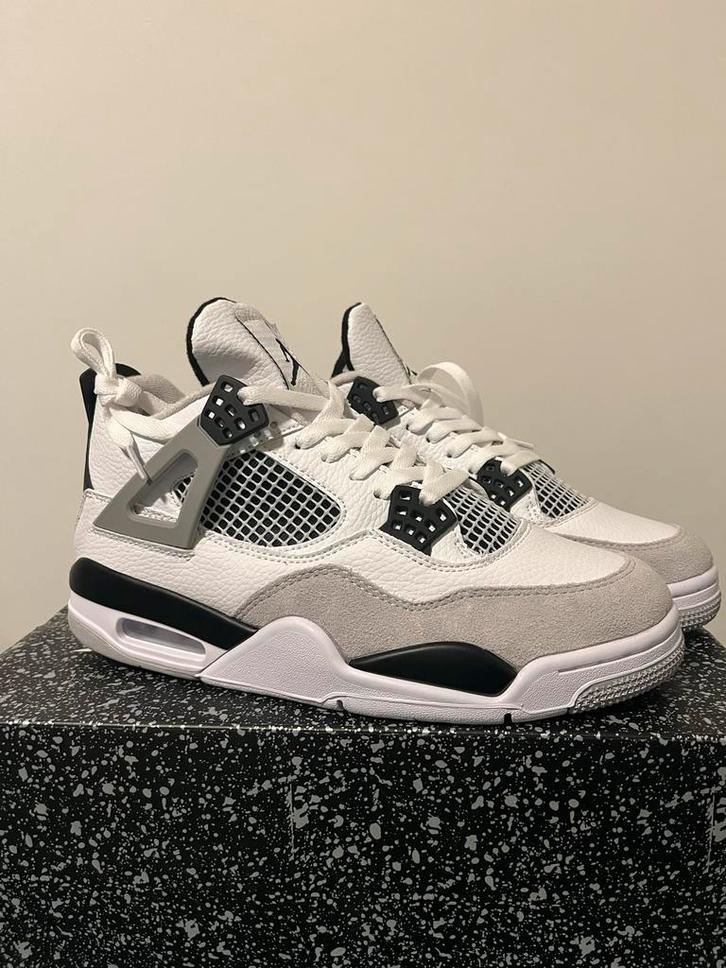 Jordan 4 Military Black, Kleding | Heren, Schoenen, Nieuw, Wit, Ophalen of Verzenden