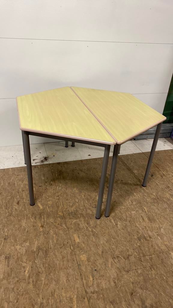 Kantoor tafel, Huis en Inrichting, Tafels | Bijzettafels, Ophalen of Verzenden, Zo goed als nieuw, 75 cm of meer, 60 cm of meer