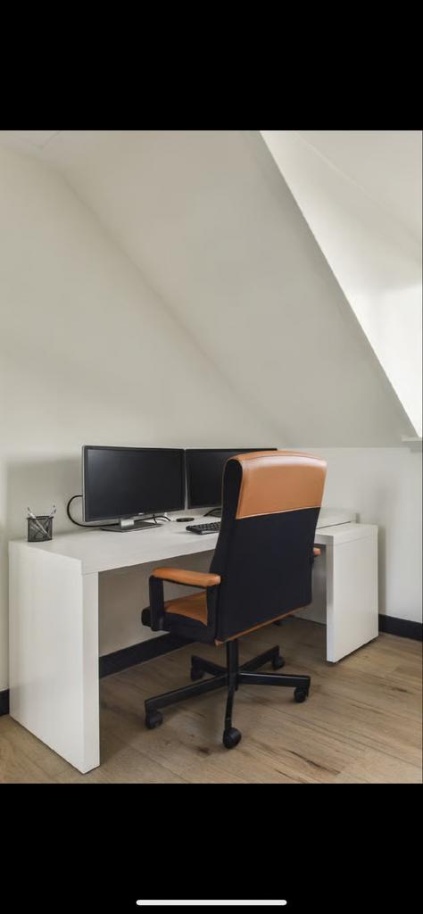 IKEA Malm Bureau + Millberget Bureaustoel, Huis en Inrichting, Bureaus, Gebruikt, Bureau, In hoogte verstelbaar, Ophalen