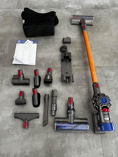 Dyson V8 Absolute – Compleet, met schade, Witgoed en Apparatuur, Stofzuigers, Gebruikt, Stofzuiger, Minder dan 1200 watt, Reservoir