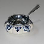 Delfts blauw theezeefje met keramisch uitlekbakje. , Antiek en Kunst, Ophalen of Verzenden