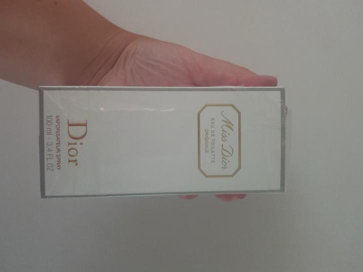 Miss Dior, Sieraden, Tassen en Uiterlijk, Uiterlijk | Parfum, Zo goed als nieuw, Ophalen of Verzenden