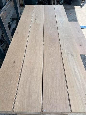 Eiken vloer 14 m2 multivloer 19 cm breed 1,4 cm dik beschikbaar voor biedingen