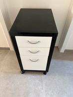 Nachtkastje op wieltjes, Huis en Inrichting, Slaapkamer | Nachtkastjes, Ophalen, Gebruikt, Minder dan 45 cm, 55 tot 70 cm