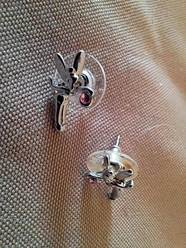 Leuke zilverkleurige Tinkerbell oorbellen, Sieraden, Tassen en Uiterlijk, Oorbellen, Zo goed als nieuw, Knopjes of Stekers, Overige materialen