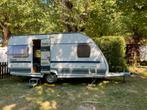 Beyerland Vitesse 466B uit 2004 met Frans Bed en assesoires, Caravans en Kamperen, Particulier, Rondzit, Hobby, 750 - 1000 kg