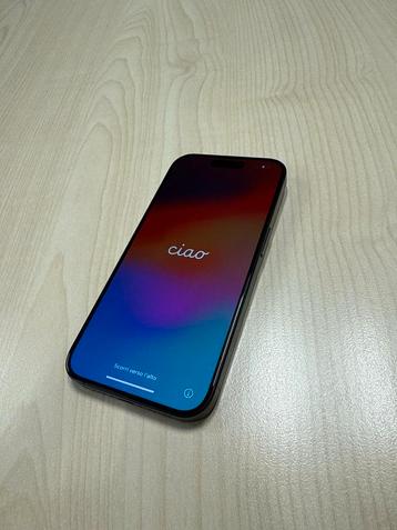 iPhone 15 Pro - 512GB - Zwart beschikbaar voor biedingen