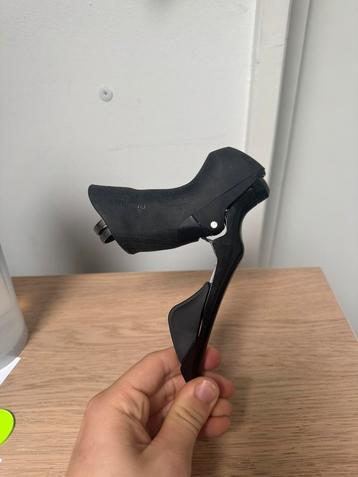Shimano 105 shifter rechts mechanisch beschikbaar voor biedingen