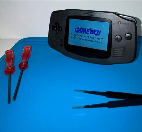 Gameboy advance (GBA) met IPS mod en zwarte shell, Spelcomputers en Games, Spelcomputers | Nintendo Game Boy, Nieuw, Game Boy Advance