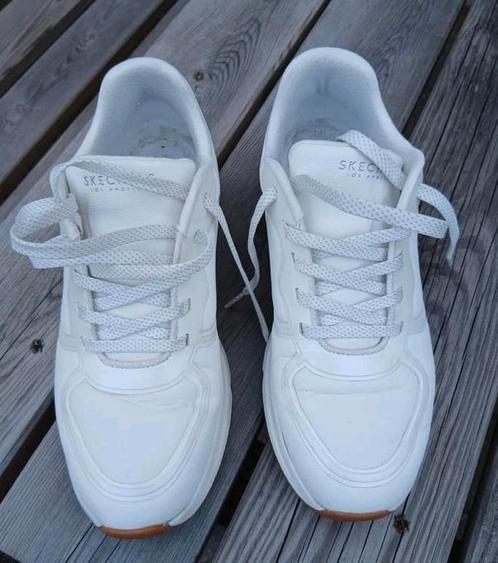 Dames sneakers wit merk Skechers Arch Fit maat 38, Kleding | Dames, Schoenen, Zo goed als nieuw, Sneakers of Gympen, Wit, Ophalen of Verzenden