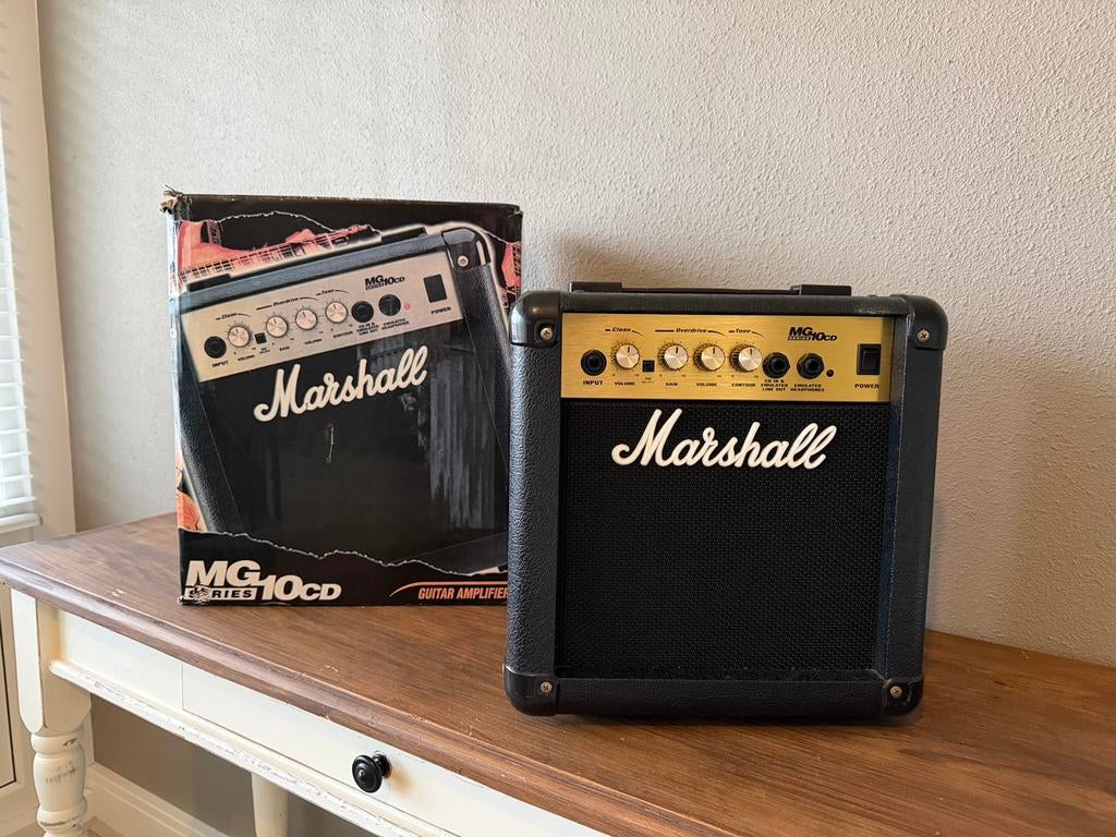 Marshall MG10 CD versterker, Muziek en Instrumenten, Versterkers | Bas en Gitaar, Zo goed als nieuw, Gitaar, Minder dan 50 watt