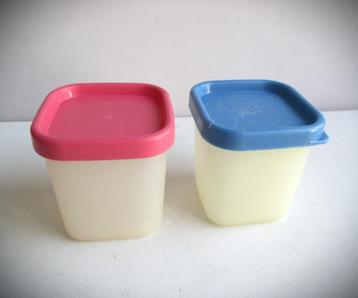 Tupperware mini box 80 ml~Vintage Doosjes Kruiden oid