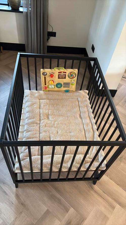 Zwarte box van TWF incl. Matras en boxkleed Jollein, Kinderen en Baby's, Boxen, Zo goed als nieuw, In hoogte verstelbaar, Boxkleed