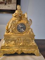 Grote vuurvergulde pendule, Ophalen