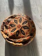 Mooie poef, Ophalen, Zo goed als nieuw, Rond, Riet