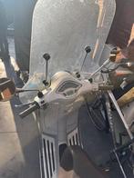 Vespa Primavera 2016 - Zilvergrijs, Inclusief Helm & Slot, Fietsen en Brommers, Scooters | Vespa, Gebruikt, Overige modellen, Ophalen of Verzenden