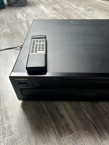 Onkyo CD-speler met Wisselaar beschikbaar voor biedingen