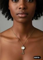 Bijzondere Halsketting met Sleutel Horloge Hanger H0016, Verzenden, Zo goed als nieuw, Goud, Overige materialen