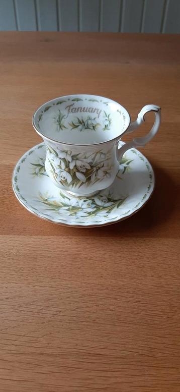Royal Albert dames kop en schotel flower of the month beschikbaar voor biedingen