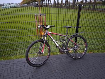 Stevens Taniwha mountainbike 29 inch banden beschikbaar voor biedingen