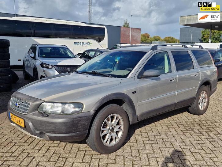 Volvo XC70 2.5 T Geartronic Comfort Line, MOTOR DEFECT Inrui, Auto's, Volvo, Te koop, XC70, 4x4, ABS, Airbags, Airconditioning