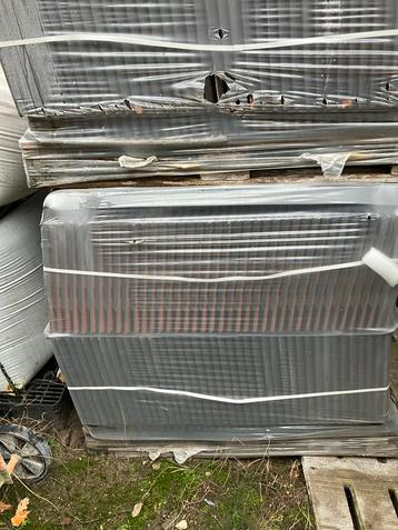 Wienerberger Modura Dakpannen - Mat Zwart - 80m2 beschikbaar voor biedingen