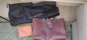 Zeer nette Tommy Hilfiger shopper beschikbaar voor biedingen