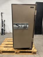 Robuuste Kluis met Draaiknop & Sleutel - Ophalen!, Ophalen of Verzenden, Gebruikt, Brandkast