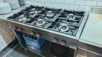 Gasfornuis met bakplaat beschikbaar voor biedingen