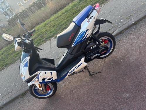 Baotian scooter 4 takt verkoop, Fietsen en Brommers, Brommers | Overige merken, Zo goed als nieuw, Maximaal 45 km/u, Ophalen