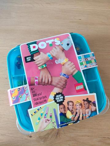 Dots lego armbandjes maakset beschikbaar voor biedingen