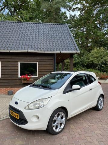 Ford Ka 1.2 ''11 Wit Titanium Uitv. pano.  Handel versn.... beschikbaar voor biedingen