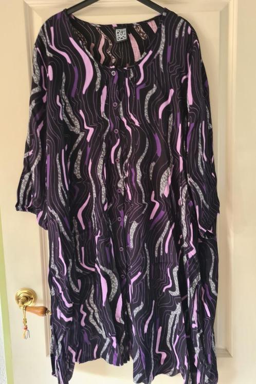 Fijne zwart met paars/lila jurk van Pont Neuf 2x XL, Kleding | Dames, Grote Maten, Zo goed als nieuw, Jurk, Paars, Ophalen of Verzenden