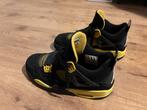 Jordan 4 Retro Black/Yellow - maat 40, Ophalen of Verzenden, Zwart