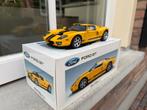 1:18 Ford GT geel-zwart 2004 Autoart 73022, Hobby en Vrije tijd, Modelauto's | 1:18, Auto, Autoart, Ophalen of Verzenden, Zo goed als nieuw