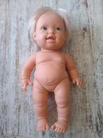 Berjuan babypop met haar, Kinderen en Baby's, Speelgoed | Poppen, Ophalen of Verzenden, Zo goed als nieuw, Babypop