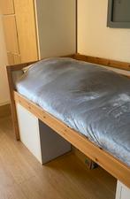 Half hoogslaper 90x200 grenen, Huis en Inrichting, Slaapkamer | Complete slaapkamers, Ophalen of Verzenden, Zo goed als nieuw