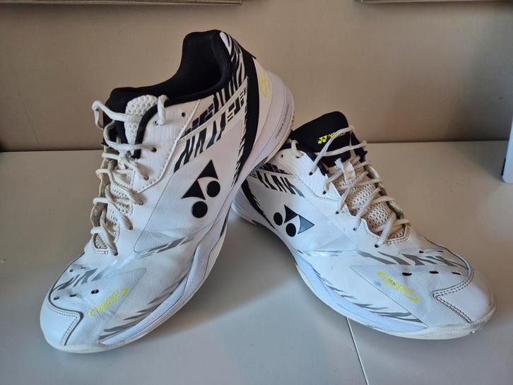 Yonex white tiger maat 45 SHB65Z3, Sport en Fitness, Badminton, Gebruikt, Schoenen, Ophalen of Verzenden