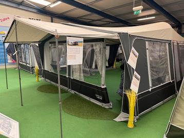 Luxe voortent Isabella Ventura Pacific D250 G16 925 beschikbaar voor biedingen