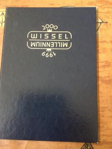Nederland 1999-2000 millennium wissel met 2 enveloppen beschikbaar voor biedingen