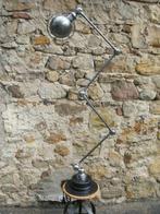 Jielde - 1950's vloerlamp in uitmuntende staat, Huis en Inrichting, Lampen | Vloerlampen, Industrial, 150 tot 200 cm, Metaal, Zo goed als nieuw